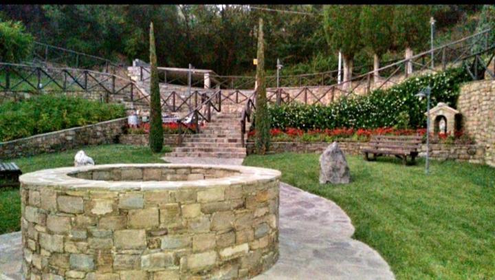 Tenuta Il Giardino Di Eros Albanella Luaran gambar